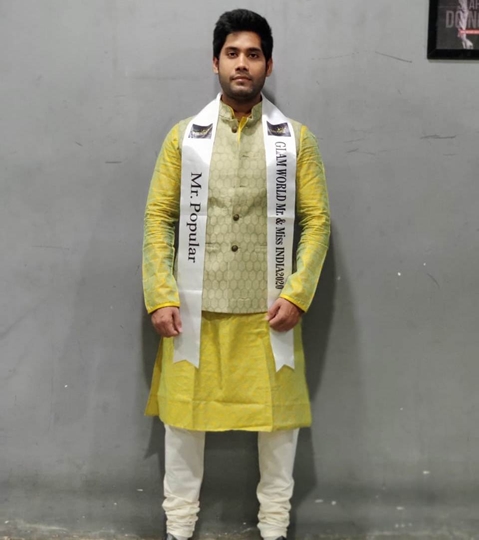 Pranav Pandey Winner Of Prestigious Glam World Mr & Miss India as Mr India 2020