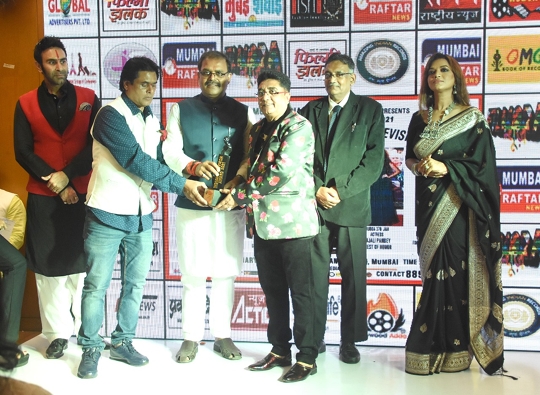 Actress Reddhima Tiwari, Shweta Sinha,Anjali Pandey, Payal Singh, Were Honored With Dadasaheb Phalke Indian Television Award