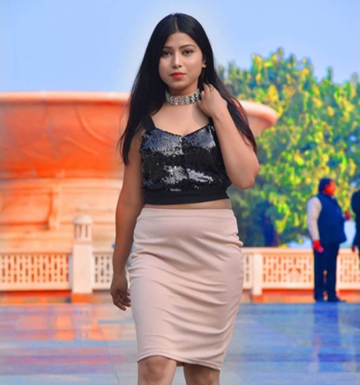 Actress Azra Qureshi  – My  favourite director is Kumar Neeraj