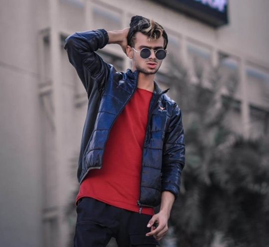 Mahir Zayn (Moin) Fashion Model And Creative Photographer