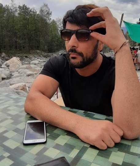 Kapil Khadiwala plays a virgin sex medical store owner in web series Ashleel