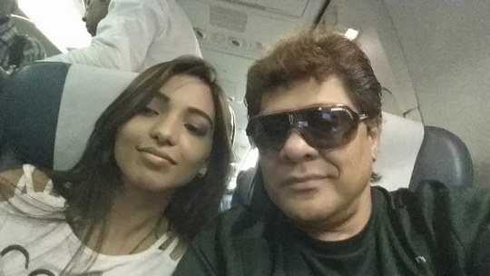 Neha Bansal  Bollywood Actress Honoured With Vasai Gaurav Award