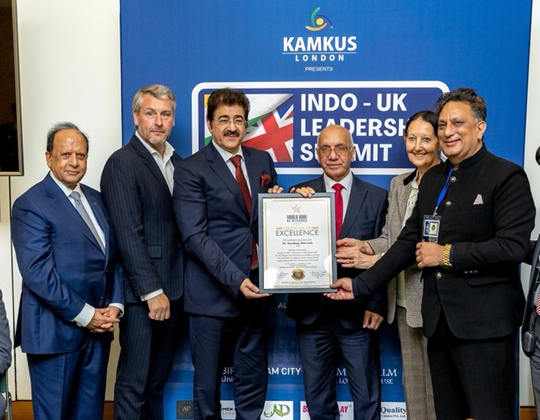 Record-Man  Sandeep Marwah In World Book Of Records In London 4th Time