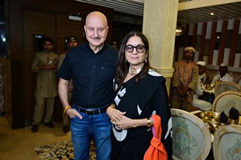 Anupam Kher Treats Mumbai Dabbawallahs To A Sumptuous Meal To Celebrate The Spirit Of Shiv Shastri Balboa
