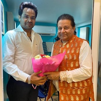 S K Tiwari Has Selflessly Dedicated His Life In The Work Of Promoting Sanatan Dharma