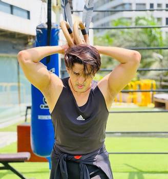 Actor Kabbir Set To Lead In The Upcoming Film CHIDAATMA A Horror Movie