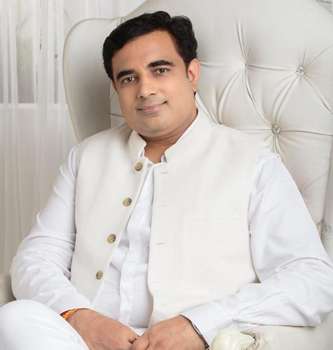 Top 5 Best Astrologers In Delhi  – Updated List 2023