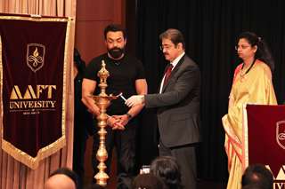 रायपुर में एएएफटी यूनिवर्सिटी के नए शैक्षणिक सत्र का अनावरण, बॉबी देओल रहे मुख्य अतिथि