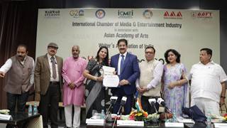 Writers Association Of India Appreciated Sandeep Marwah’s Efforts Of Compiling 8 Years Of Modi Sarkar